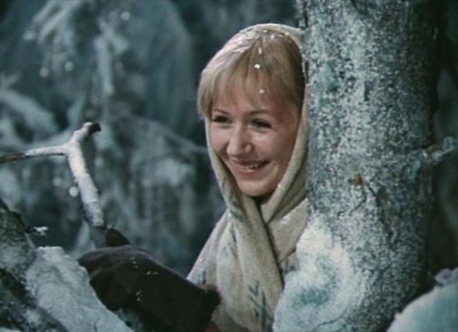 Кадр из фильма «Двенадцать месяцев» (1972) . Скриншот.