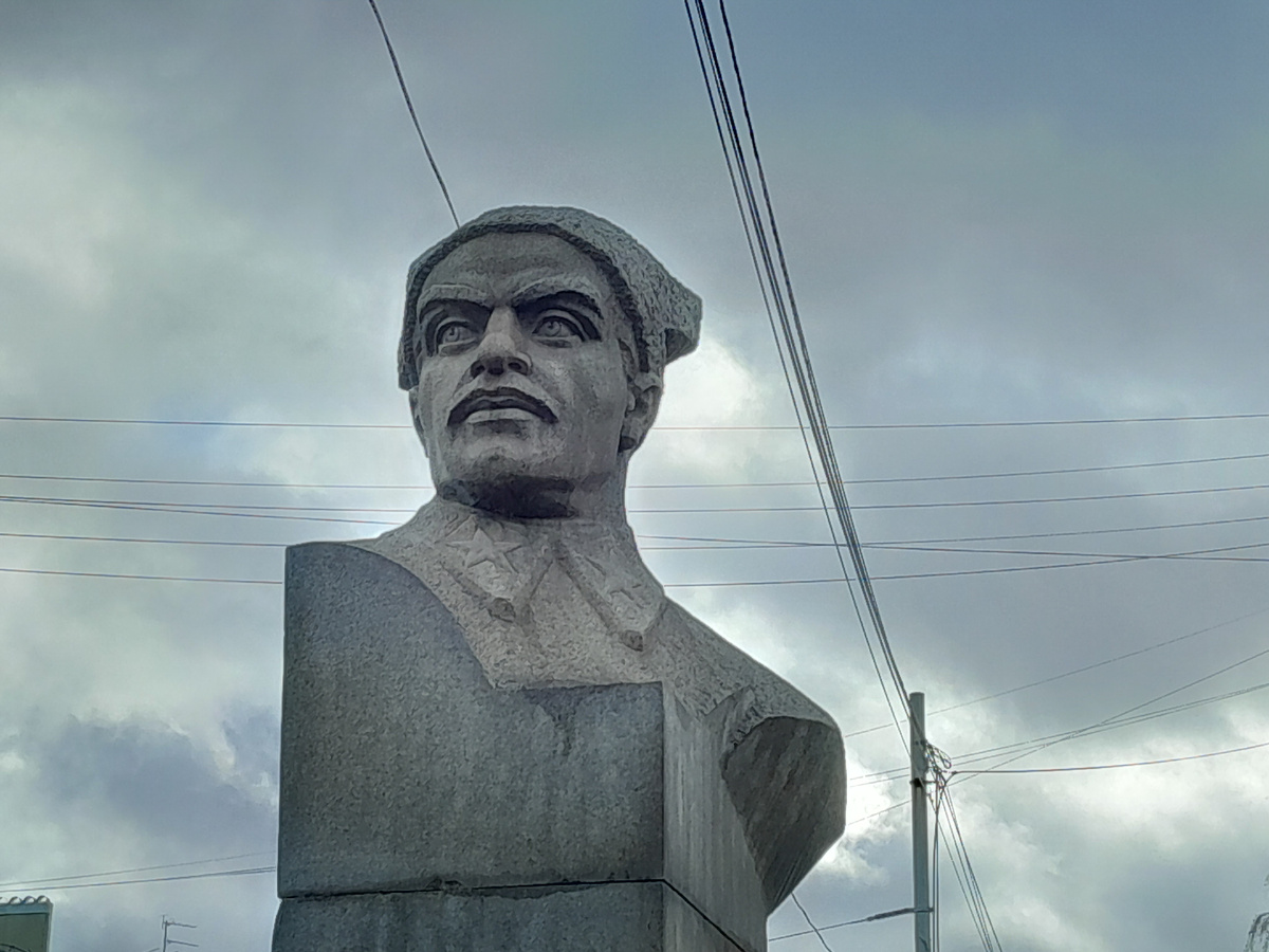 Памятник Маршалу Блюхеру В.К. в Екатеринбурге
