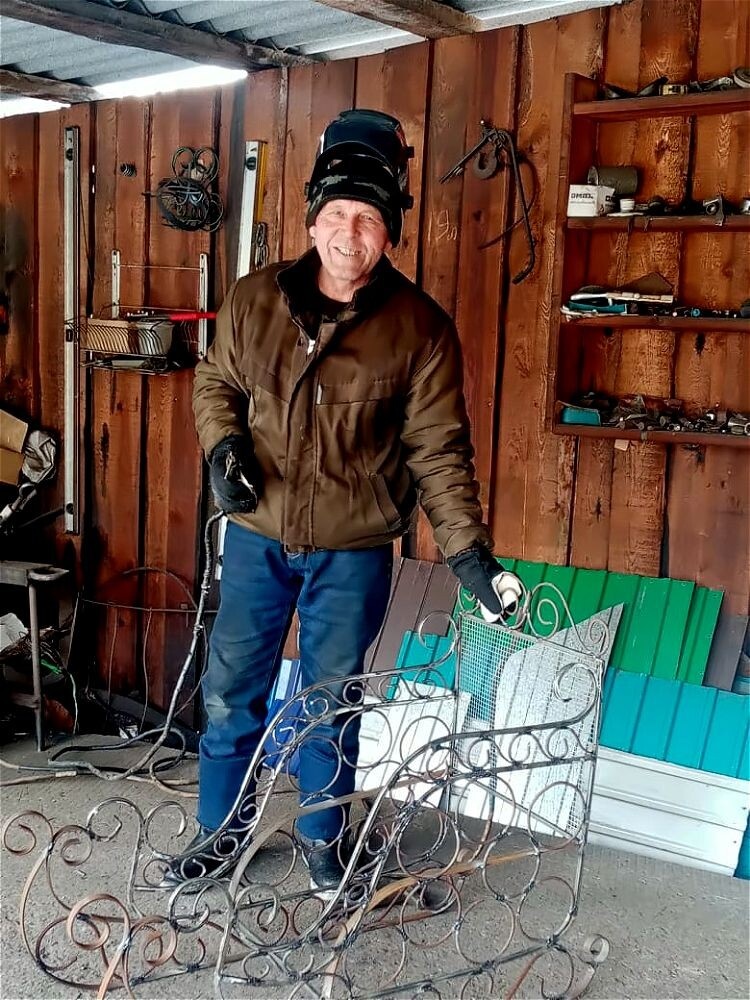 В умелых руках металл становится послушным