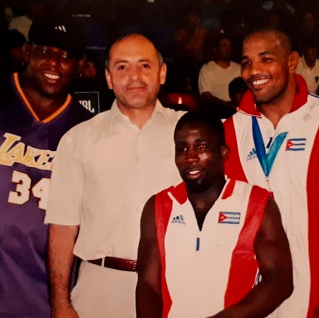     Рамазан Рабаданов и Йоэль Ромеро (справа)