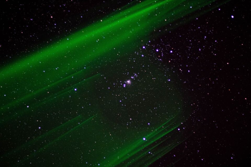    Комета. Космос. Сияние. Источник: Unsplash.com