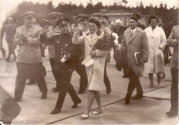 Люди на бетонке. Память о Гагарине