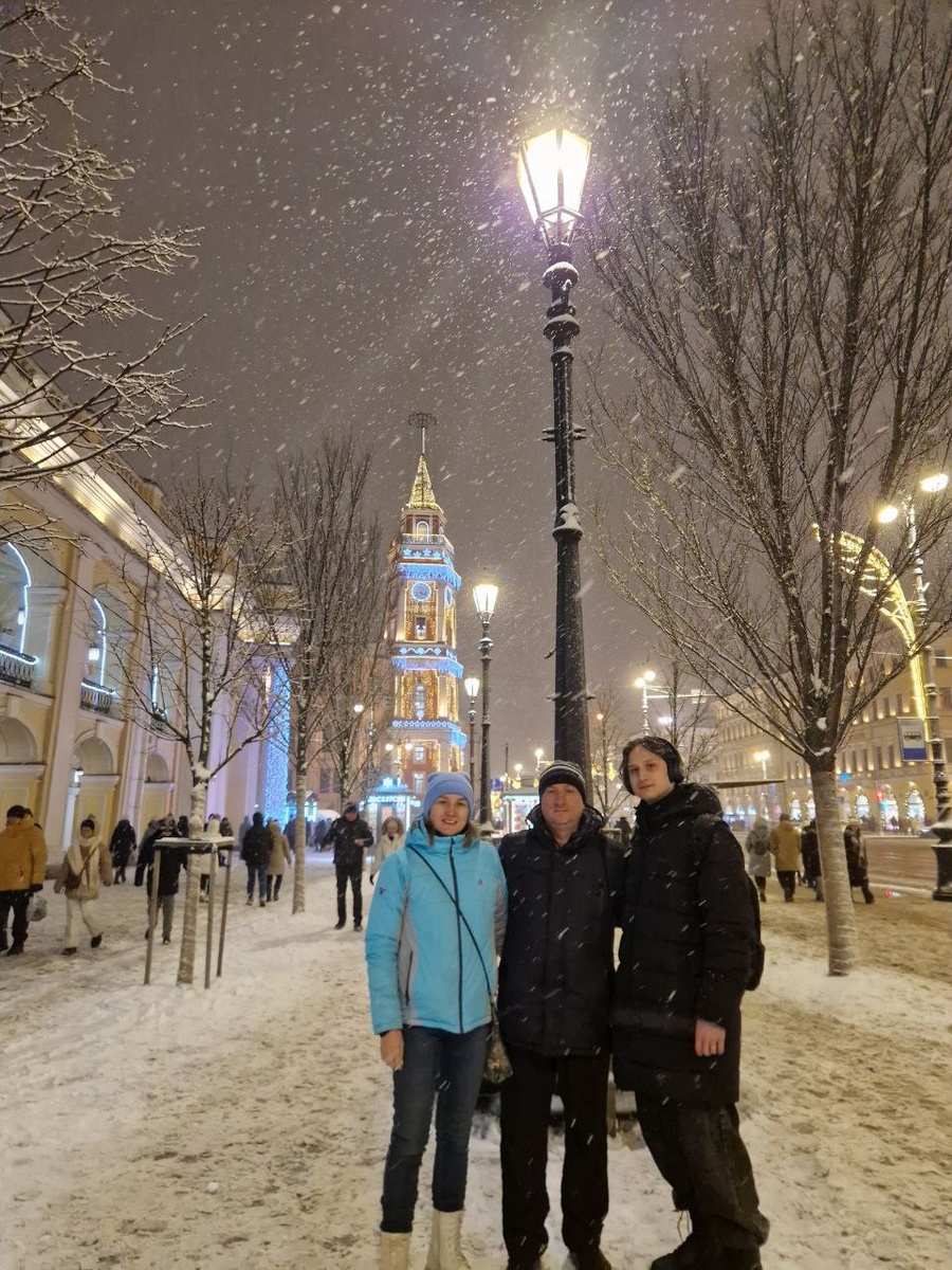 За нами Думская башня