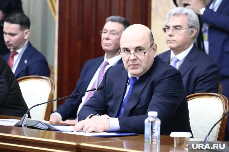 Премьер-министр РФ Мишустин обсудил строительство аэропортов с Шуваловом
Фото: Роман Наумов © URA.RU