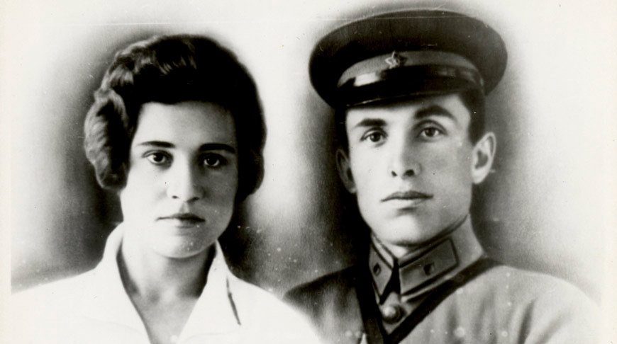 1929-1930-е годы. Мария и Илья Октябрьские