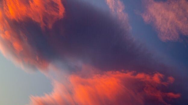     Небо. Источник: vestivrn.ru Автор фото: "Вести Воронеж"