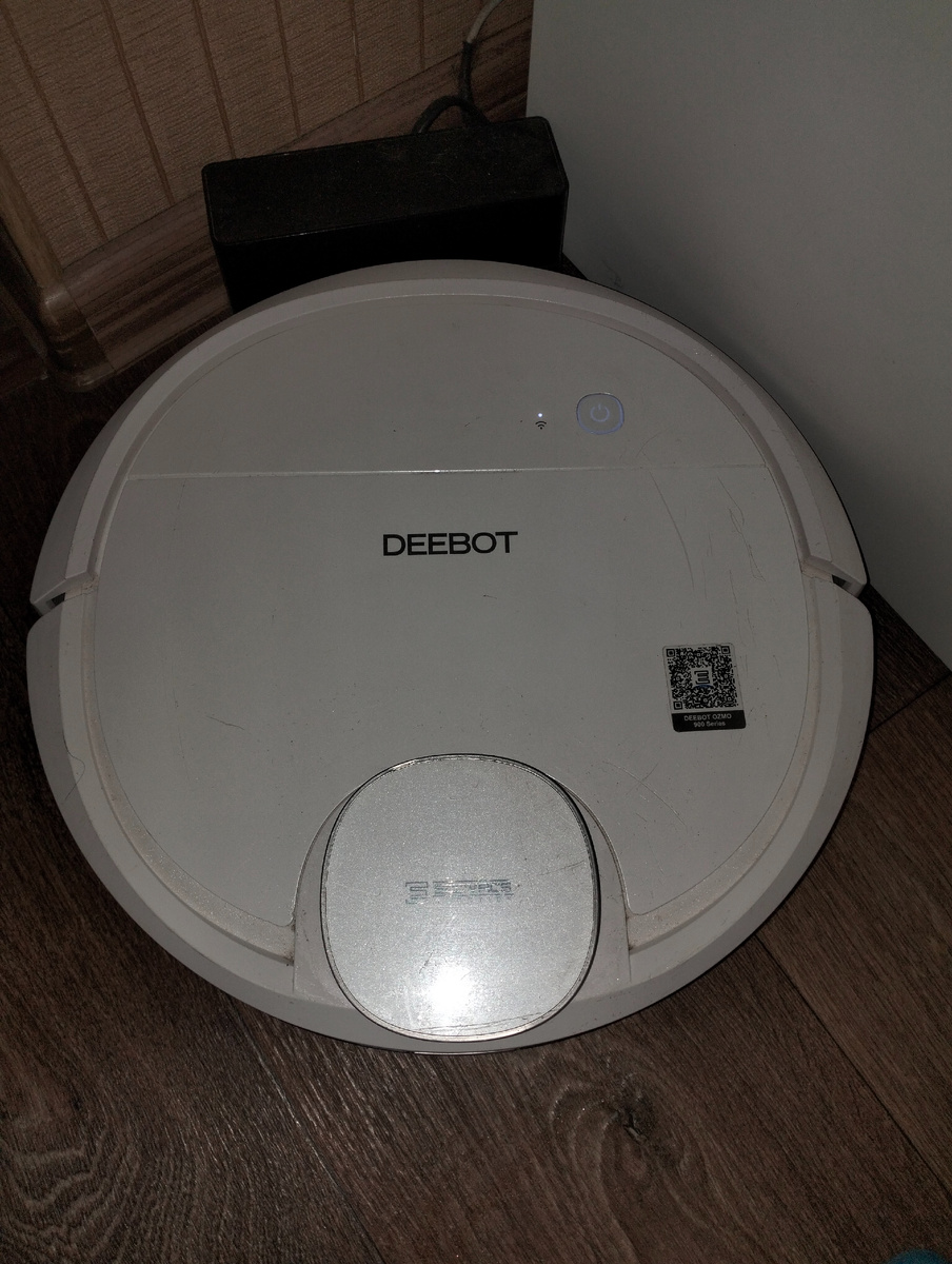 Видны боевые шрамы, заработанные под кроватью 