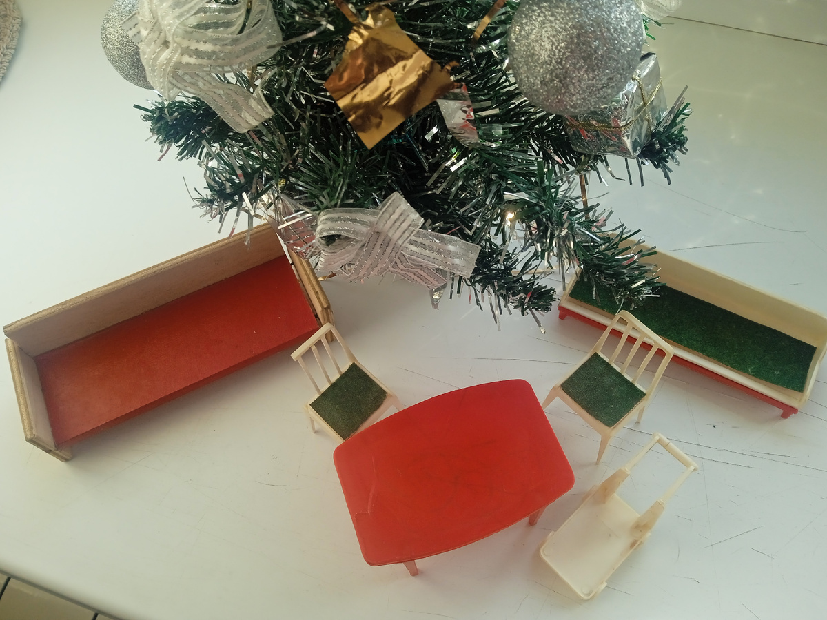 Мебель из моего детства. Фото автора.