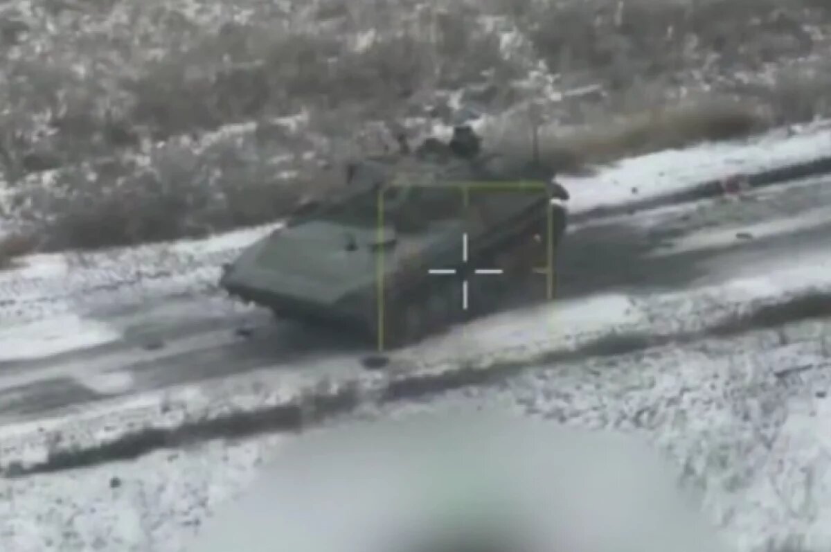    Минобороны РФ показало кадры уничтожения бронетехники ВСУ в ДНР