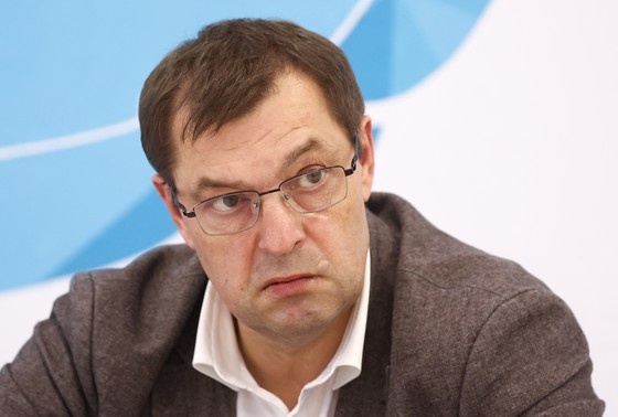    Виталий Артемов