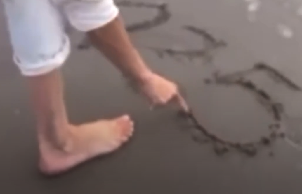 Ноги Меган Маркл