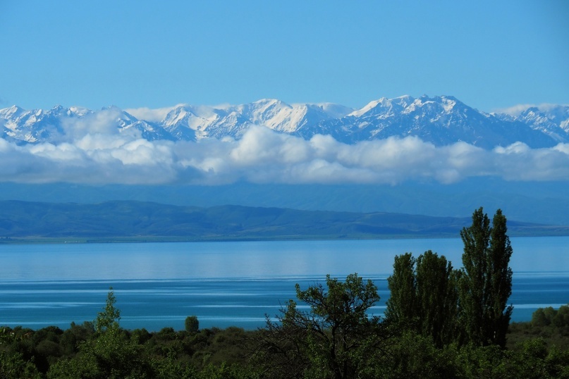 Фотка с анонса Антона про Иссык-Куль. Ну как было не купиться на такую красоту?! 😍