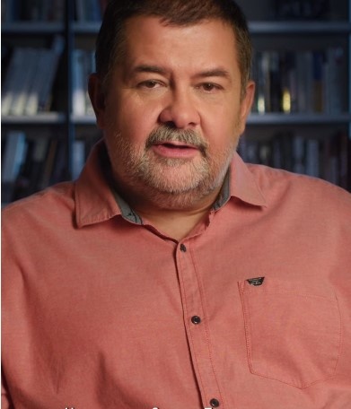 Лукьяненко сегодня. Источник: канал писателя