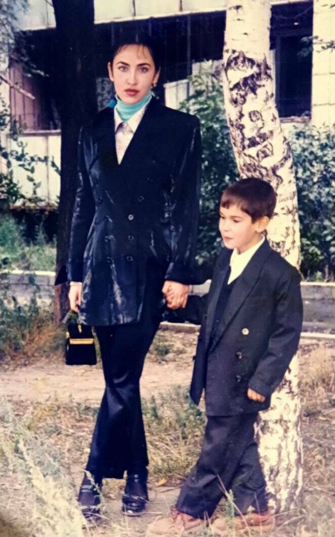 ​Фото из личного архива Чулпан Йылдырым: с сыном Глебом