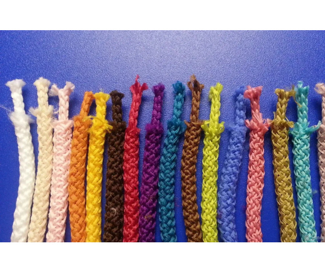 На фото полиэфирный шнур с сердечником