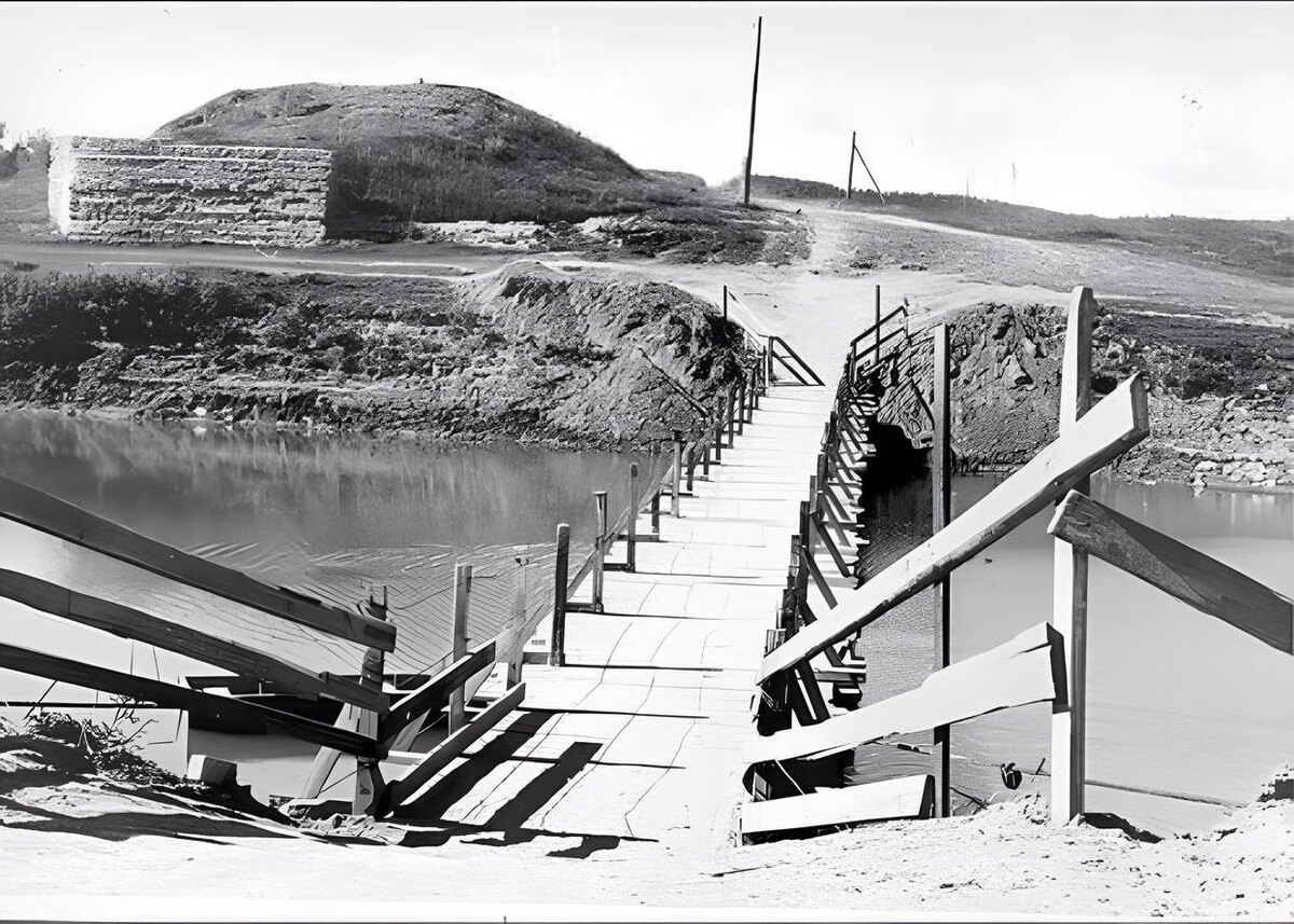 Фото из открытого доступа. "Козий" мостик.