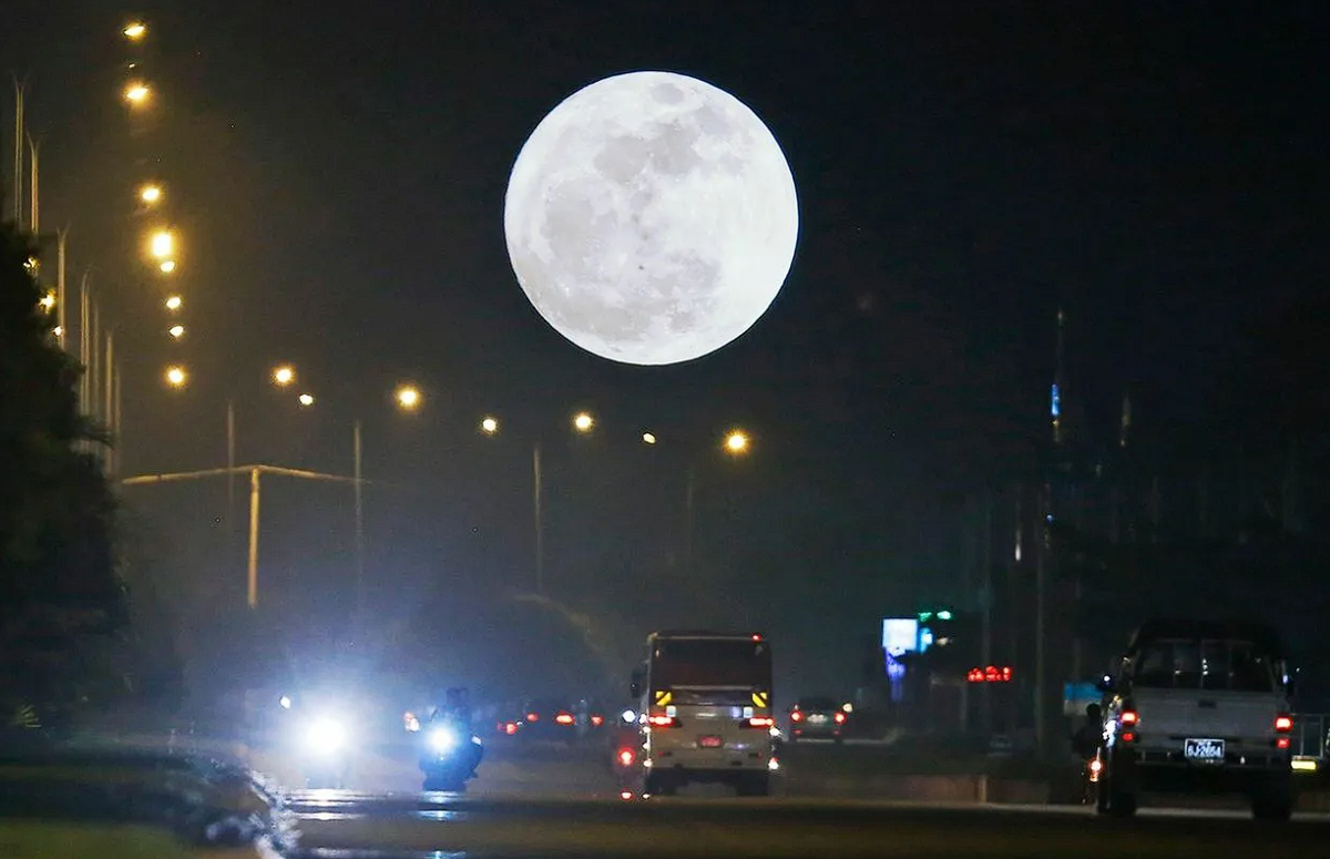 Суперлуние в США