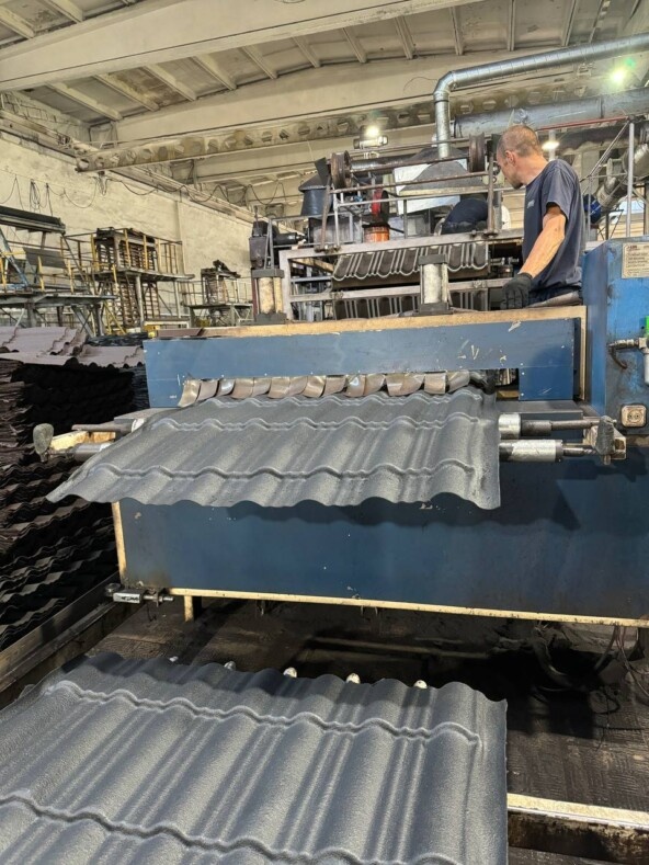 Производство резино-полимерного кровельного материала Кровля Гумибо.