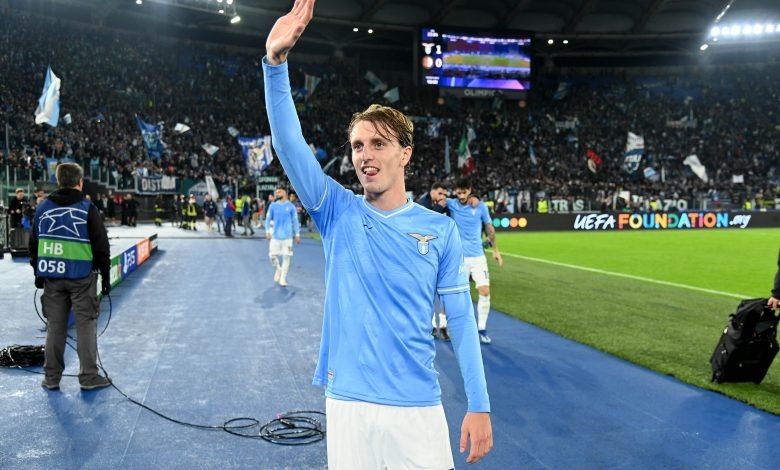 Николо Ровелла. Источник фото: Marco Rosi - SS Lazio/Getty Images, via OneFootball