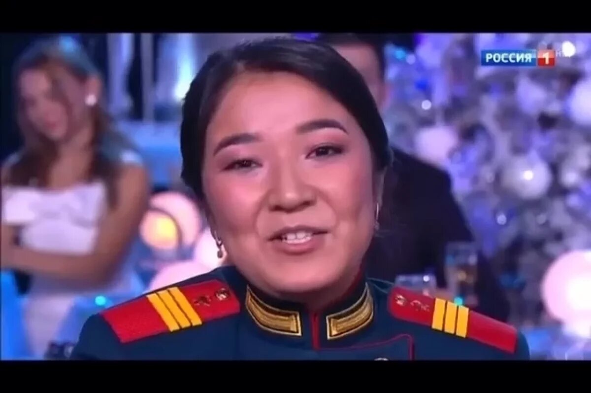    Военная медсестра из Тюменской области стала героиней «Голубого огонька»