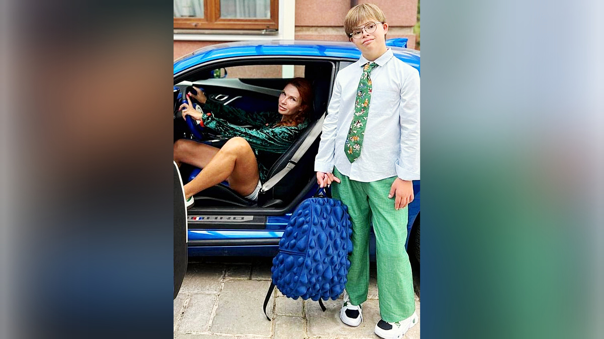 12-летний сын Эвелины Бледанс Семен Семин