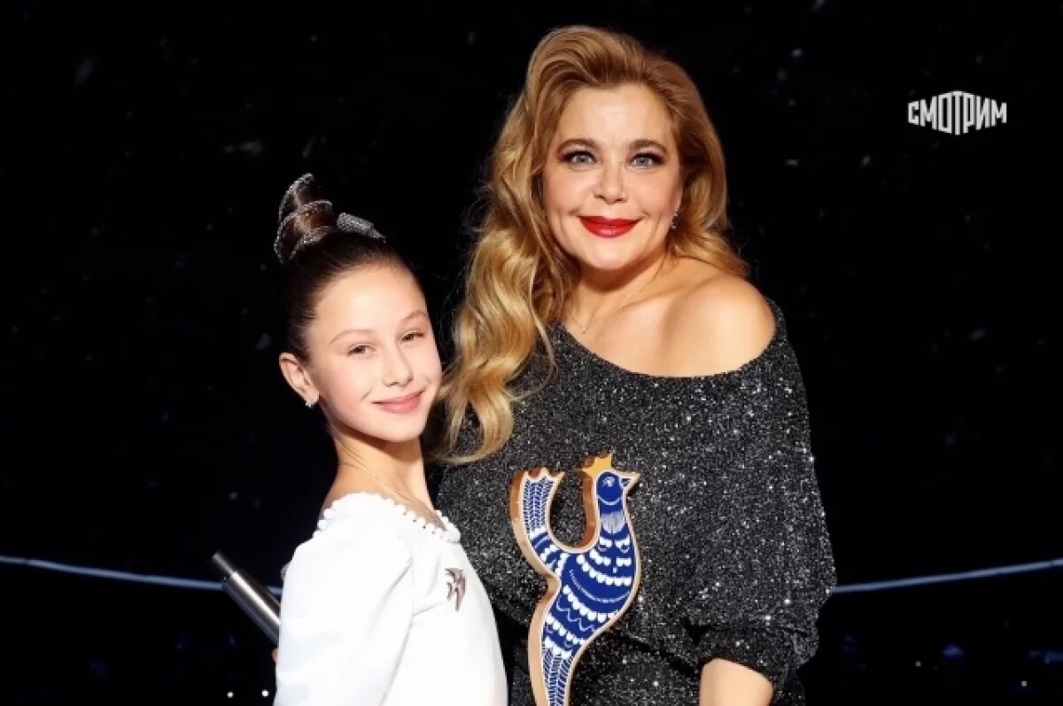    Статуэтки для «Синей птицы» изготовили на фабрике «Хохломская роспись»