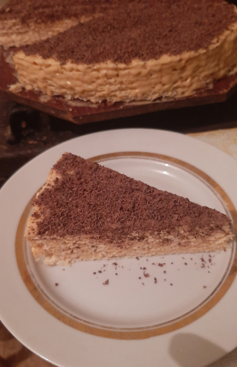 Попробовала торт. Ничего, съедобно