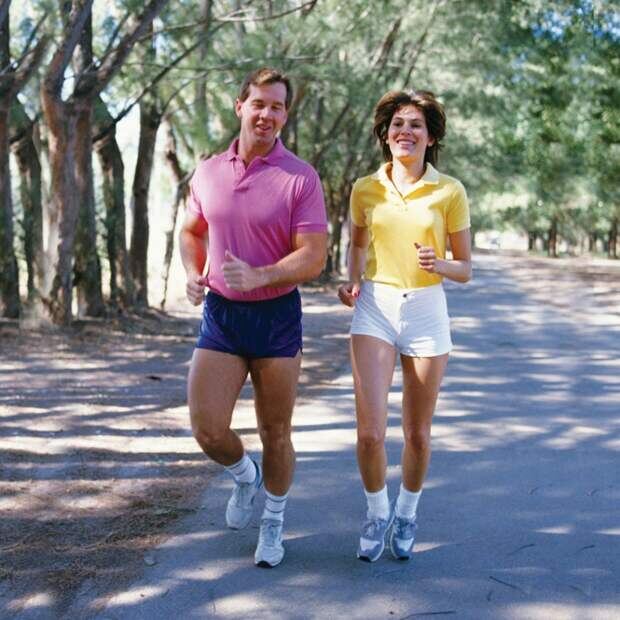 Спортивные шорты удобно и кофортно