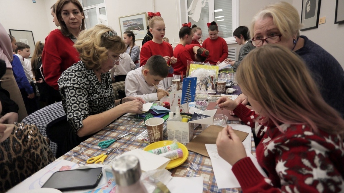     Источник: Приморская краевая картинная галерея