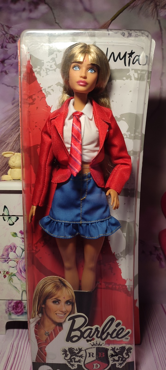 Rebelda RBD Mia (Лина)