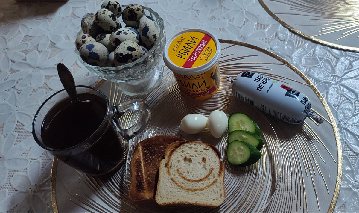 На сладкое к кофе, был хворост