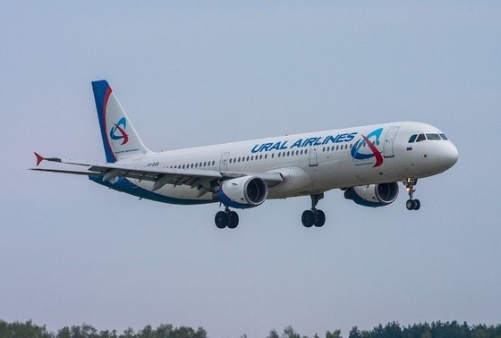 Самолёт при заходе на ВПП.  фото: картинки яндекса.