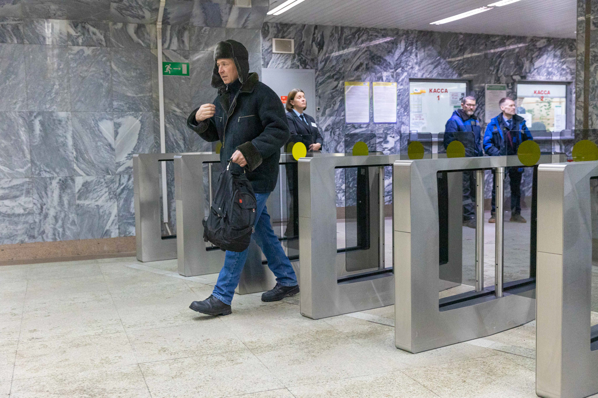 Жители Северной столицы отмечают, что строительство метро в Северной столице идет очень медленно.  Фото: Фото: ФедералПресс / Иван Кабанов