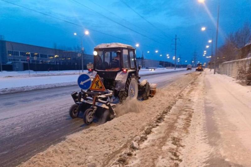    Официальный портал Екатеринбурга / Дорожные работы продолжат до полного устранения гололеда