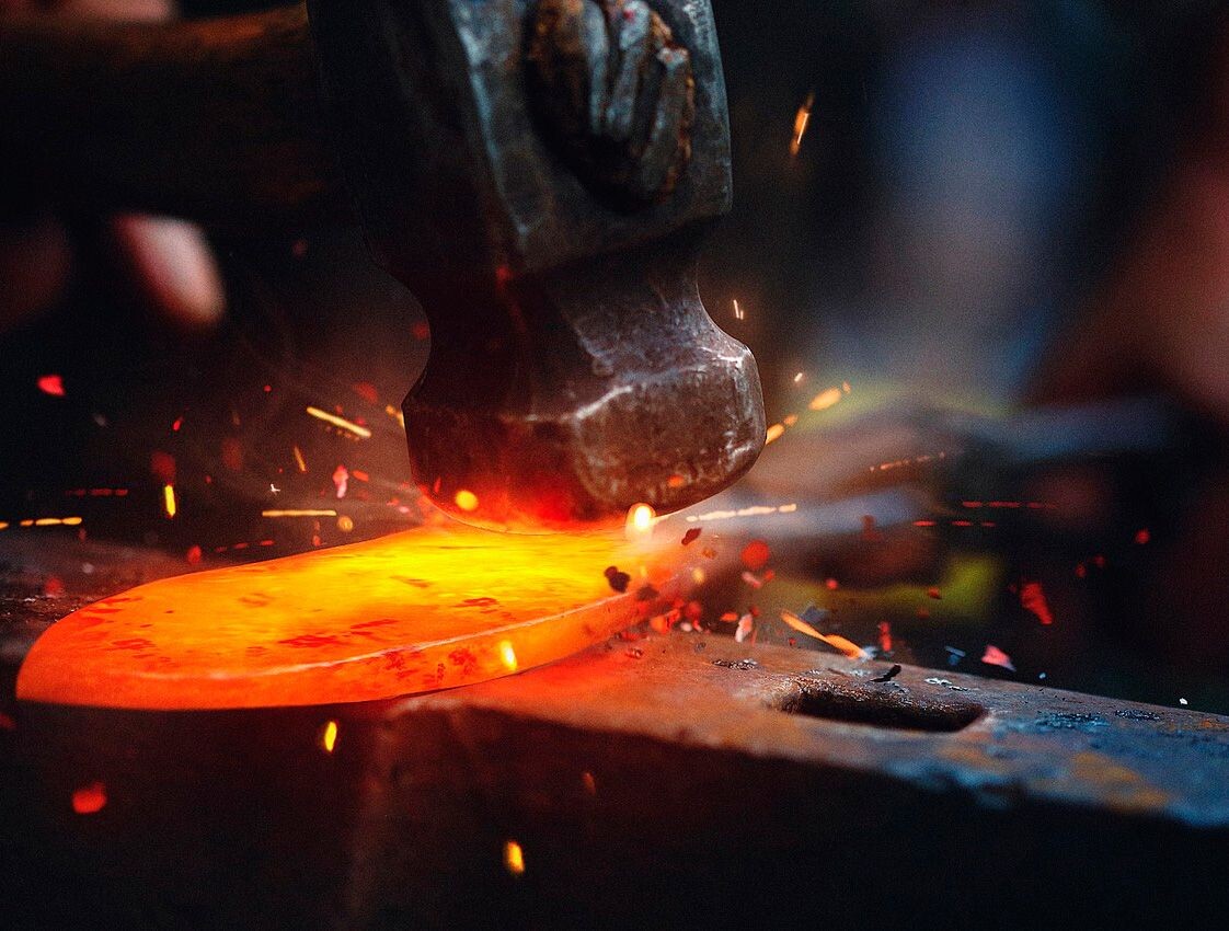 Рождение остроты клинка. фото яндекс.