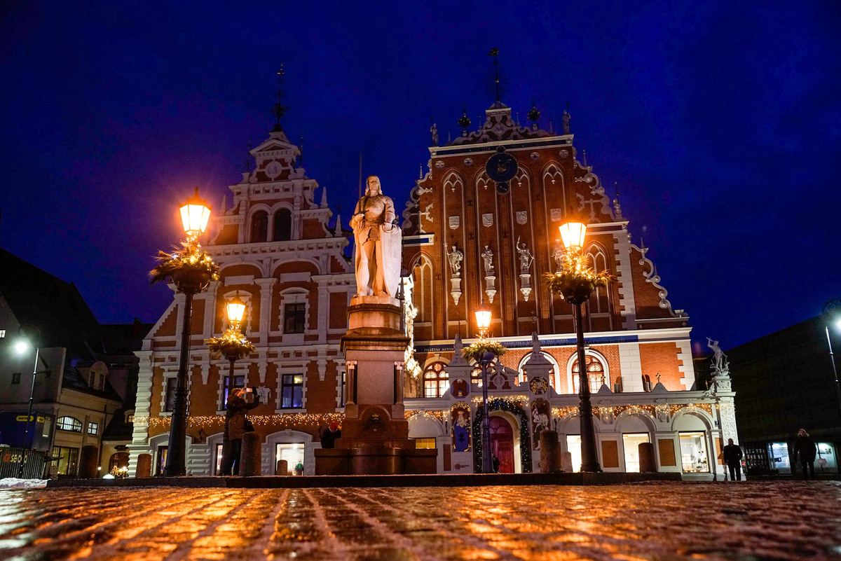 Дом Черноголовых на Ратушной площади © Sputnik