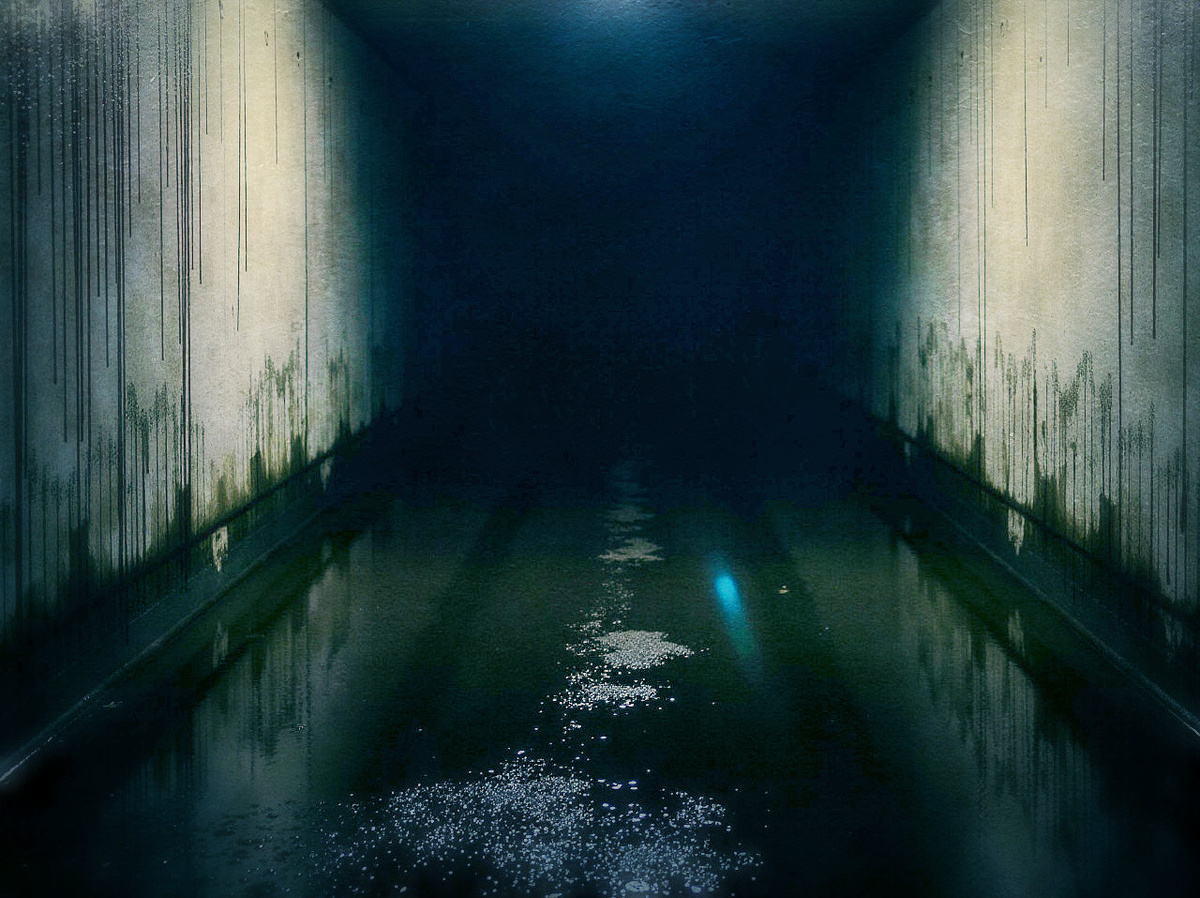 не стоит ходить ппо таким заброшкам