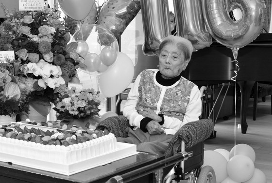    Томико Итоока