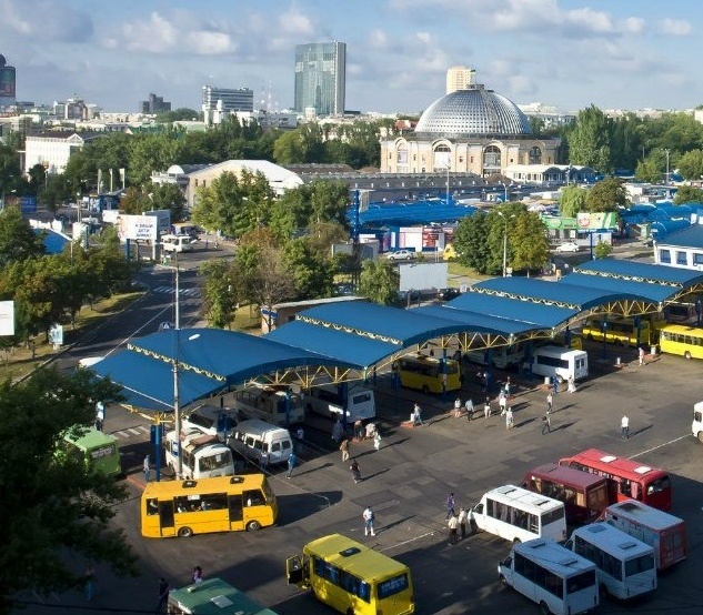 Район крытого рынка Донецк. еще Украина.