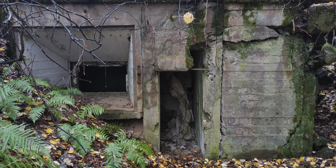 Тайна Самбатуксы: странный бункер на склоне горы