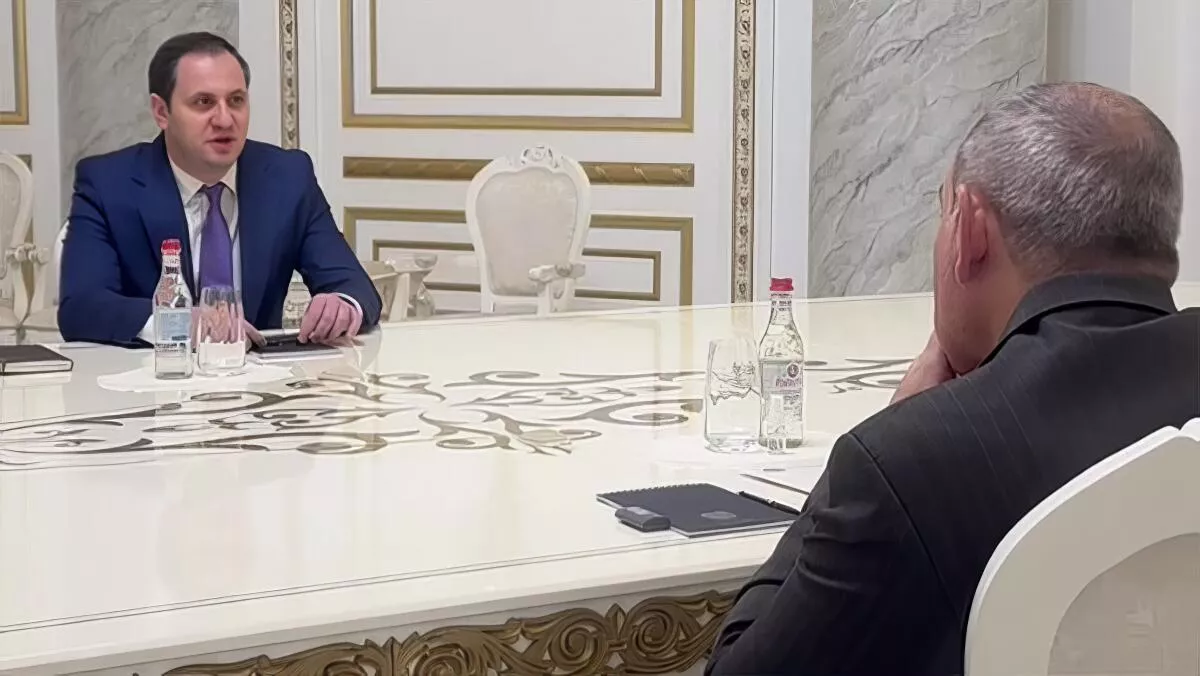 © Photo : Social media of Nikol Pashinyan
