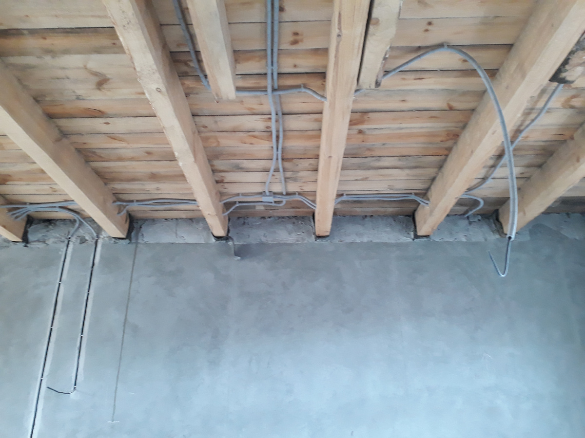 Разводка электропитания по первому этажу