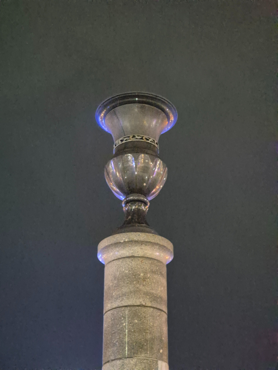 Нулевой километр - начало всех дорог Алтайского края, пр. Ленина, площадь Советов