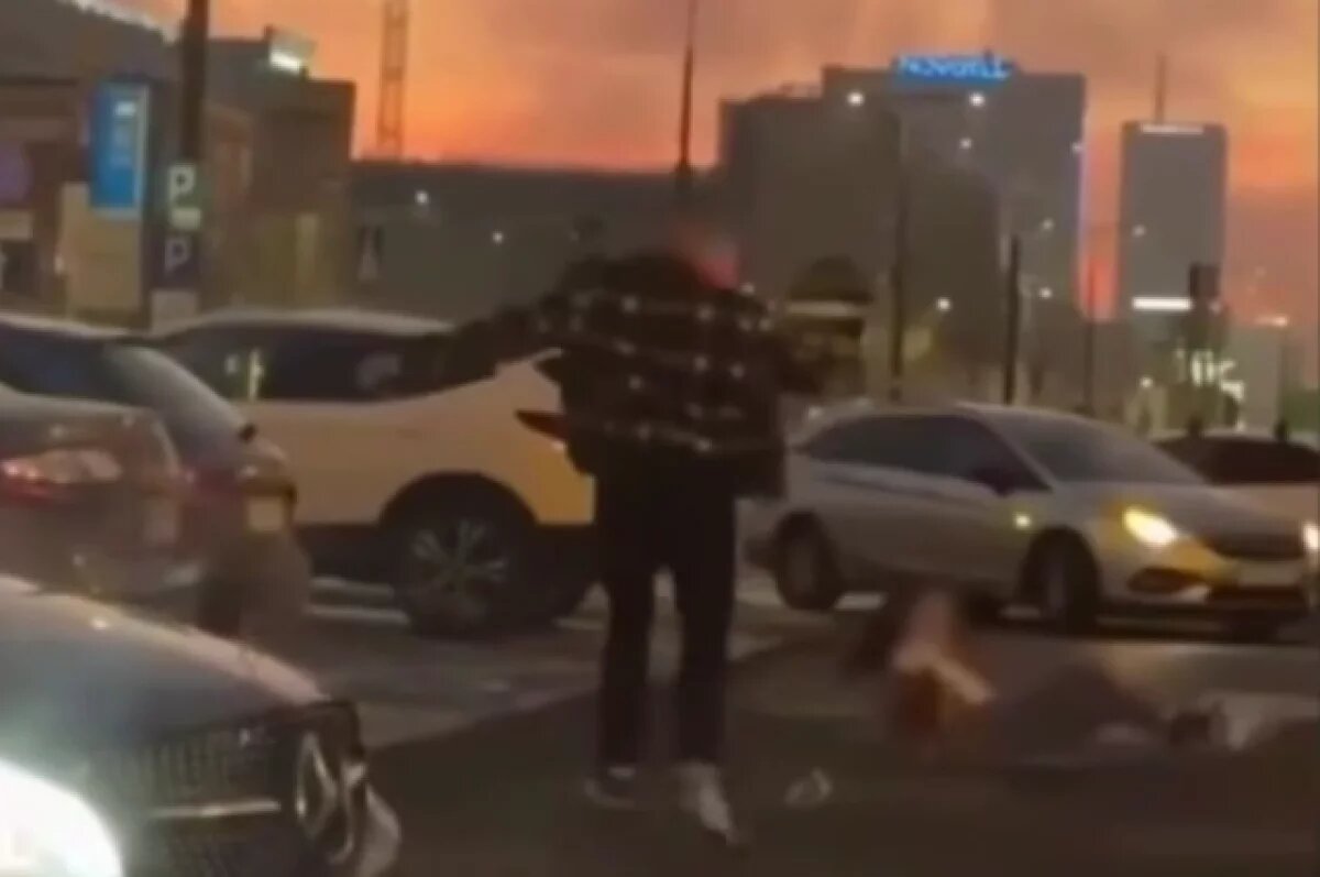    В Варшаве поляк жестоко избил украинку во время конфликта на парковке