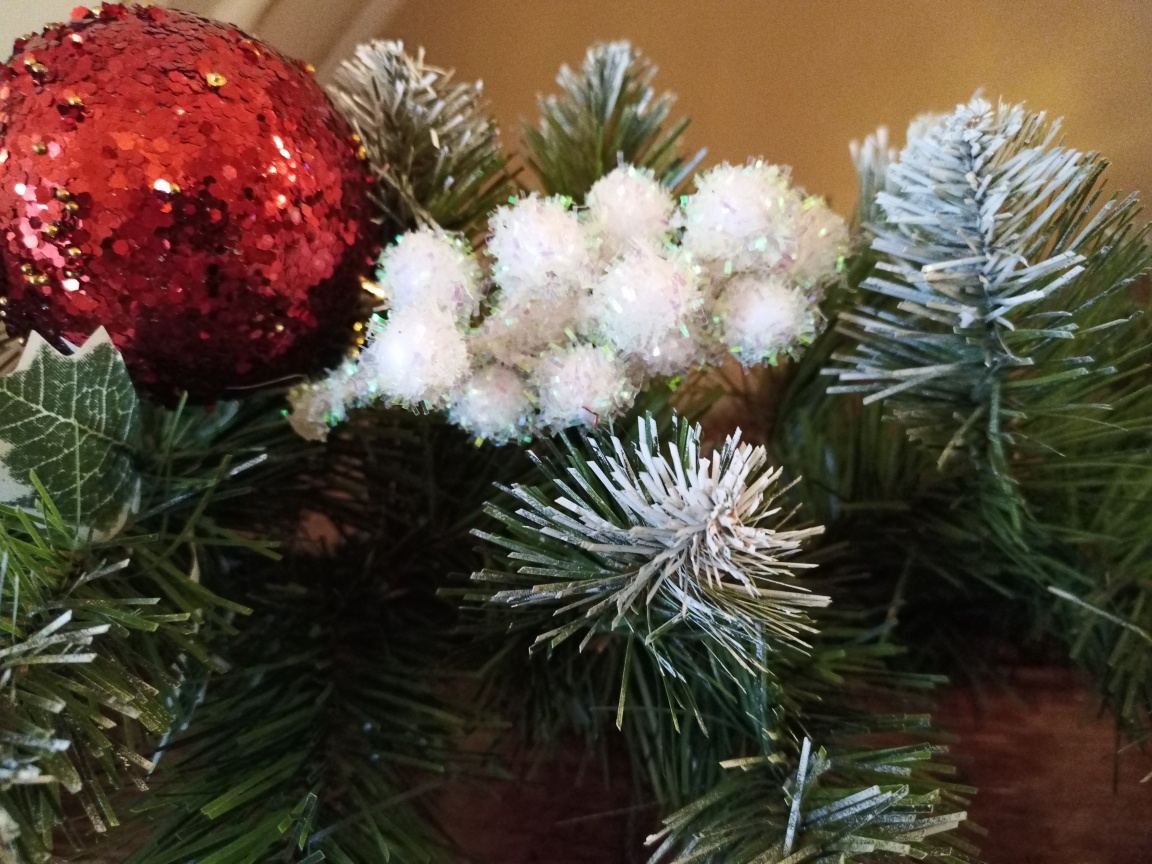 Или поход крестников в гости. Они должны не просто прийти и получить подарок, как это сейчас принято.