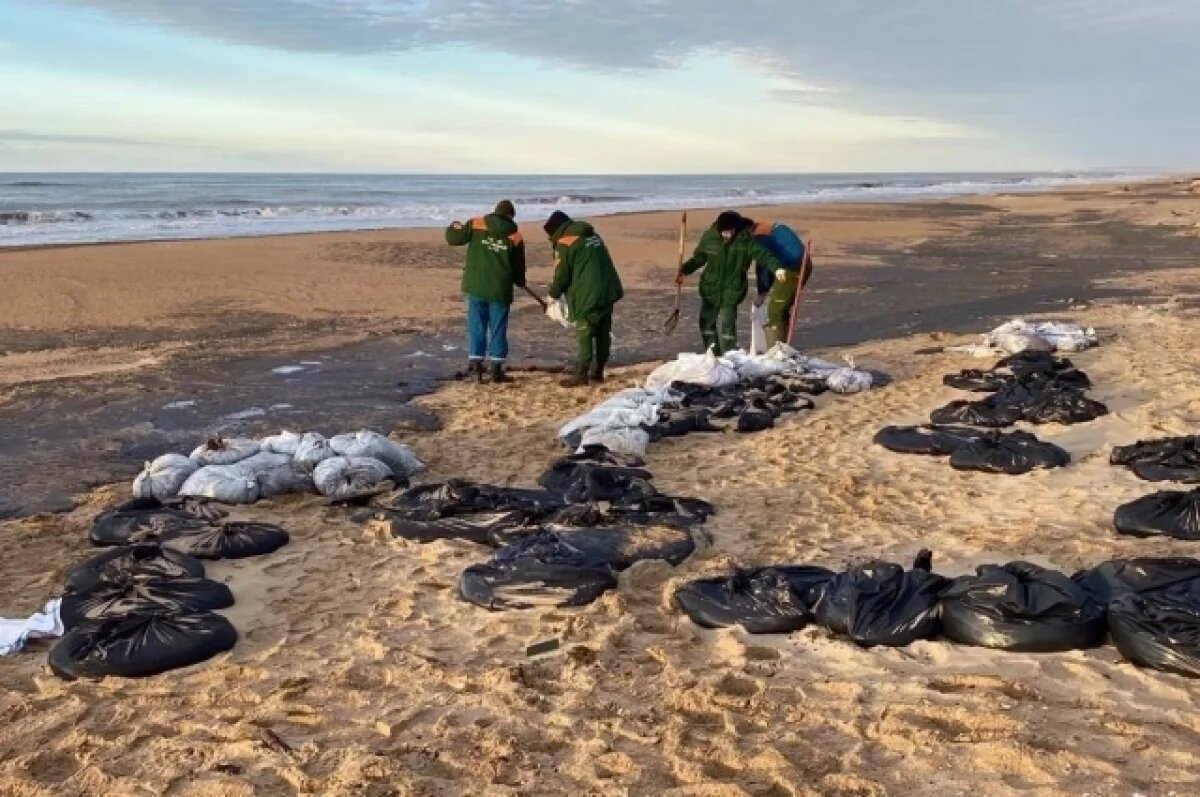    Ученые из Сколково разработали технологию сбора мазута без песка и воды