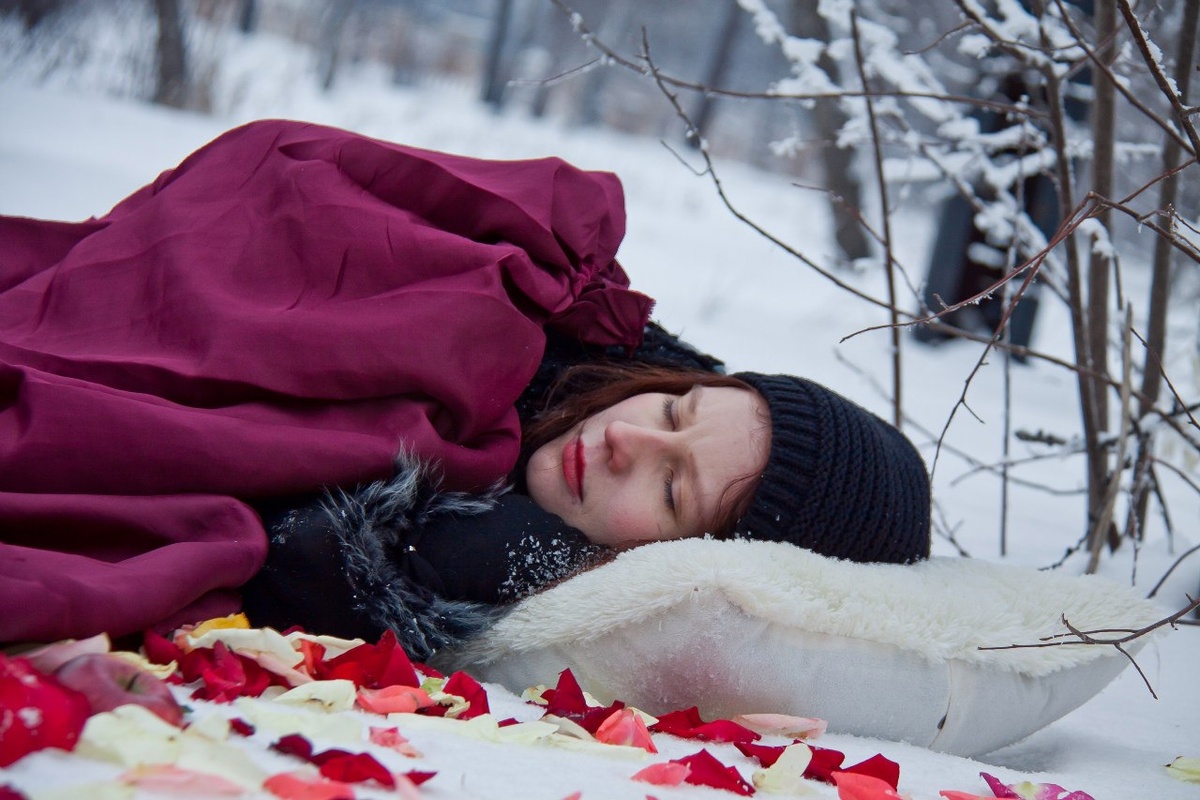 "а у нас режим: мы поели и лежим!" - сообщает вам автор канала