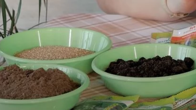 Простые составляющие для питательного грунта