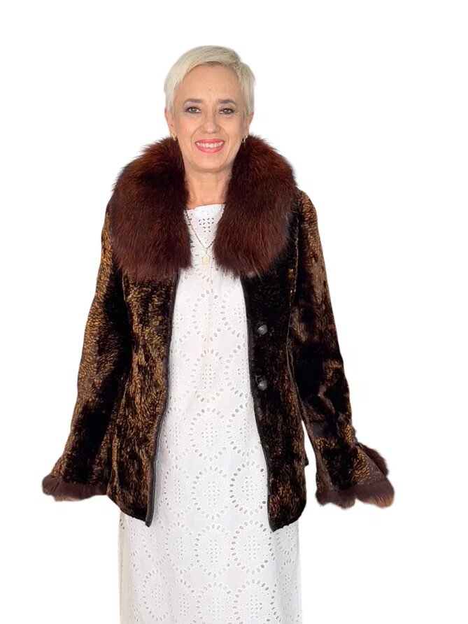 Переделка двух изделий из меха овчины в одно. Ателье Ирины Берзиной.