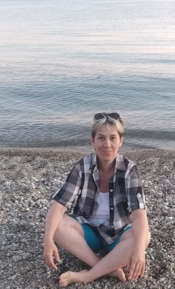 На пляже в Абхазии. 